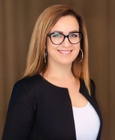 Ing. Lenka Miklovičová